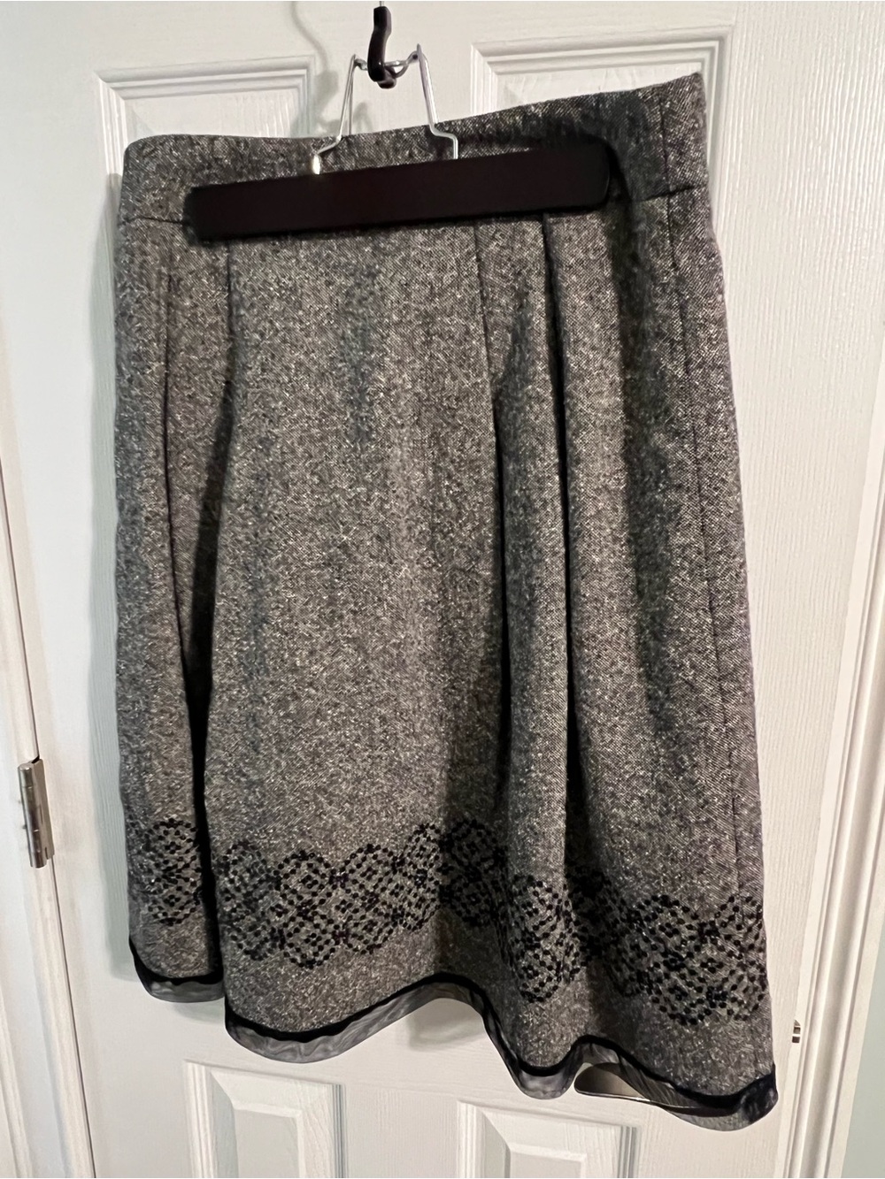 LOFT Gray Textured A-Line Skirt with Hem Embroidery